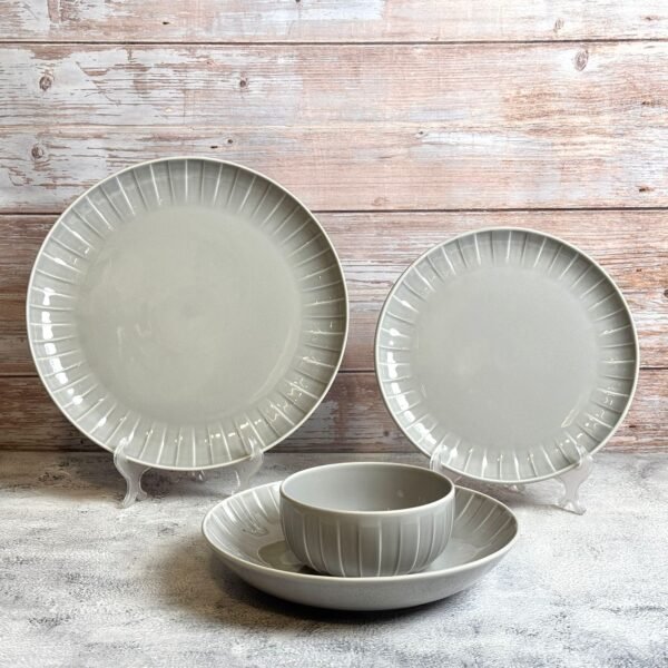 طقم عشاء تايلاندي 24 قطعه – رصاصى – QUALITIER