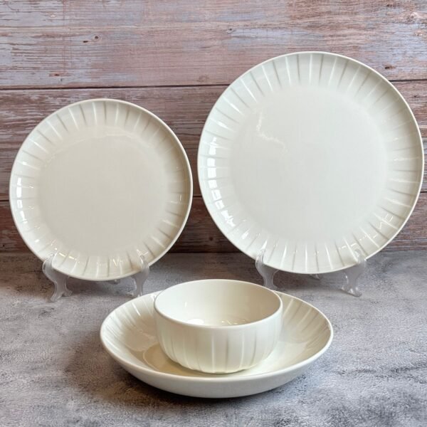 طقم عشاء تايلاندي 24 قطعه – ابيض – QUALITIER