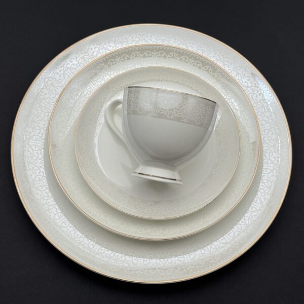 طقم سفره 60 قطعه – MA22