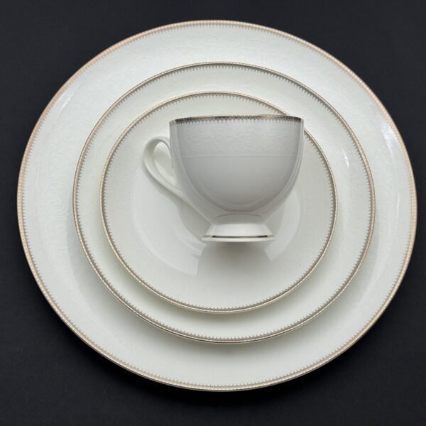 طقم سفره 60 قطعه – MA21