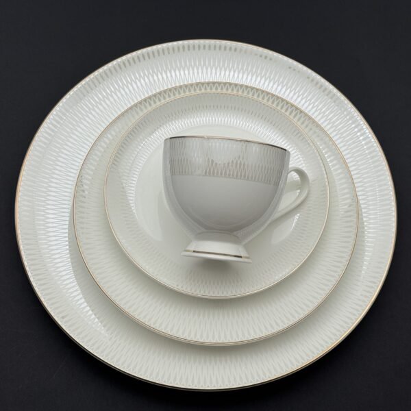 طقم سفره 112 قطعه – MA14