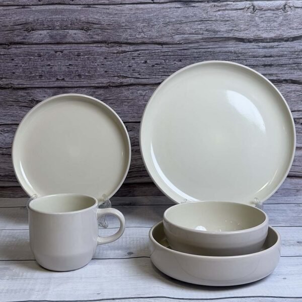 طقم عشاء بورسلين 30 قطعة – Biege Glossy – A06