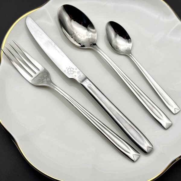 شنطه معالق 86 قطعه – DANATA – C8