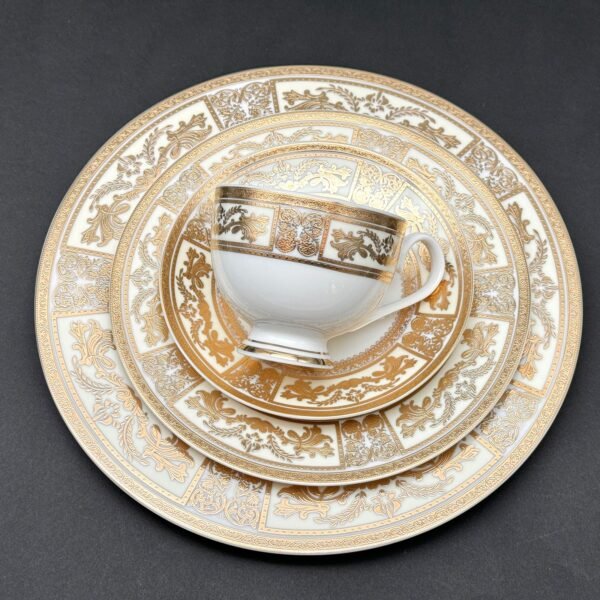 طقم سفره 60 قطعه – LS5565